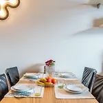 La Baia By Interhome דירה Cremia