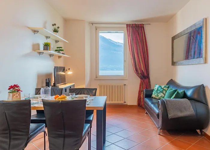 La Baia By Interhome Cremia